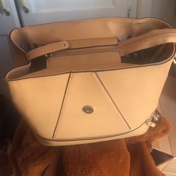 Vegan leather backpack - Picture 4 of 8